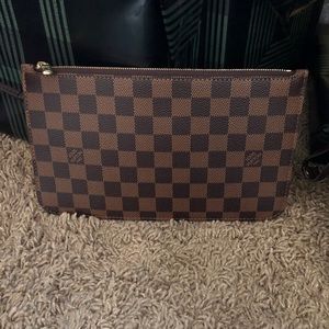Louis Vuitton Neverfull DE Pouch